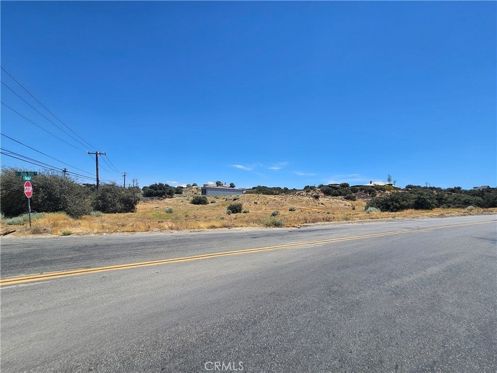 10735 Ranchero, Oak Hills