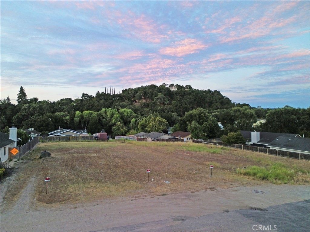 799 Forest Ave, Templeton