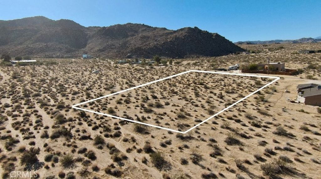 6883 Peterson Road, 29 Palms