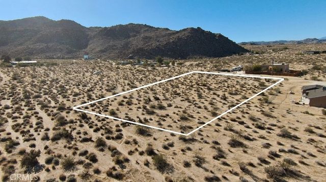 6883 Peterson Road, 29 Palms