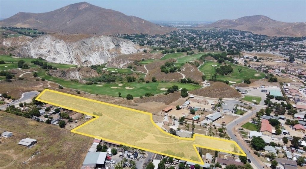 3450 Scenic Drive, Riverside