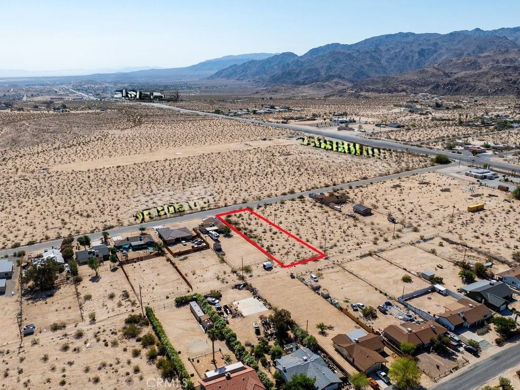 6378 Canyon Road, 29 Palms
