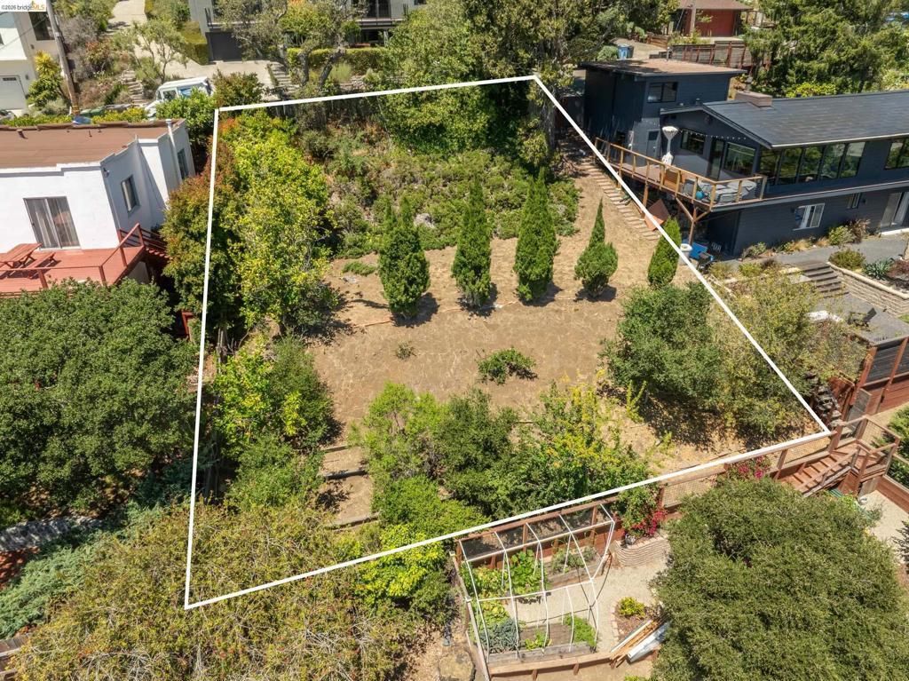 1072 Sterling Ave, Berkeley