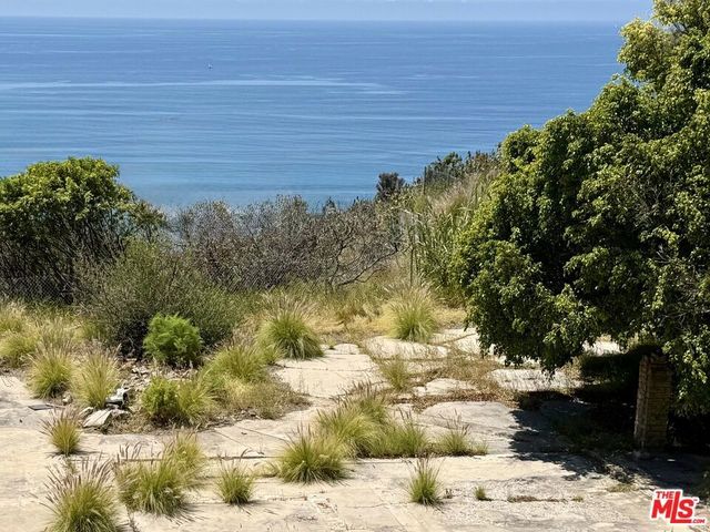20654 Eaglepass Drive, Malibu