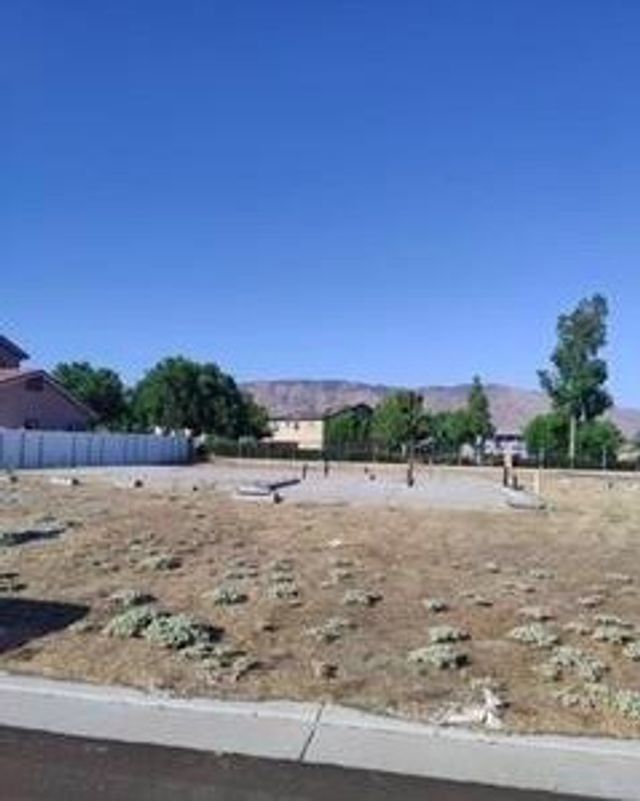 485 Montego, San Jacinto