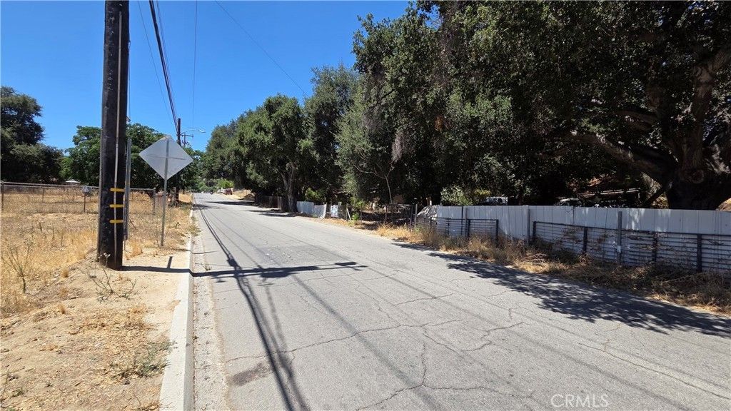 30323 San Martinez, Castaic