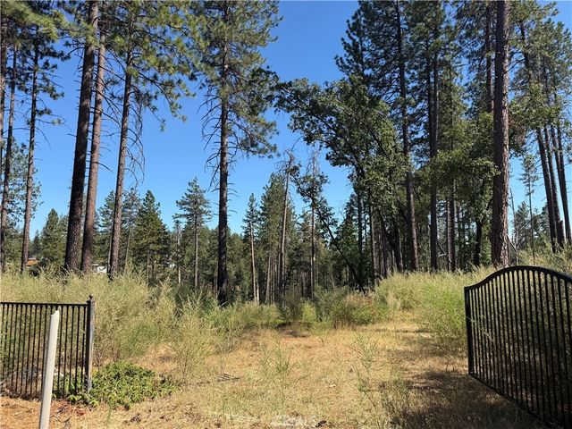 5884 Boeta Court, Paradise