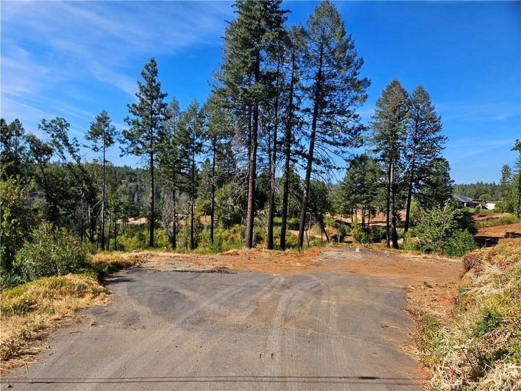6921 Quail, Paradise
