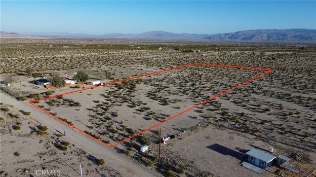 758 Papoose Trail, 29 Palms