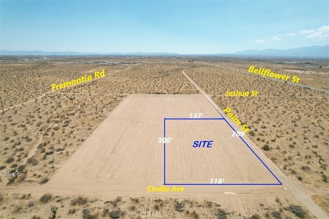 21 Palm Street, Adelanto
