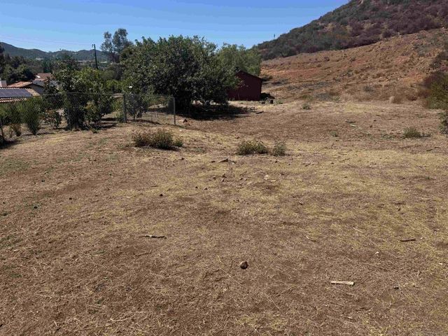 Carlson Ct, Poway