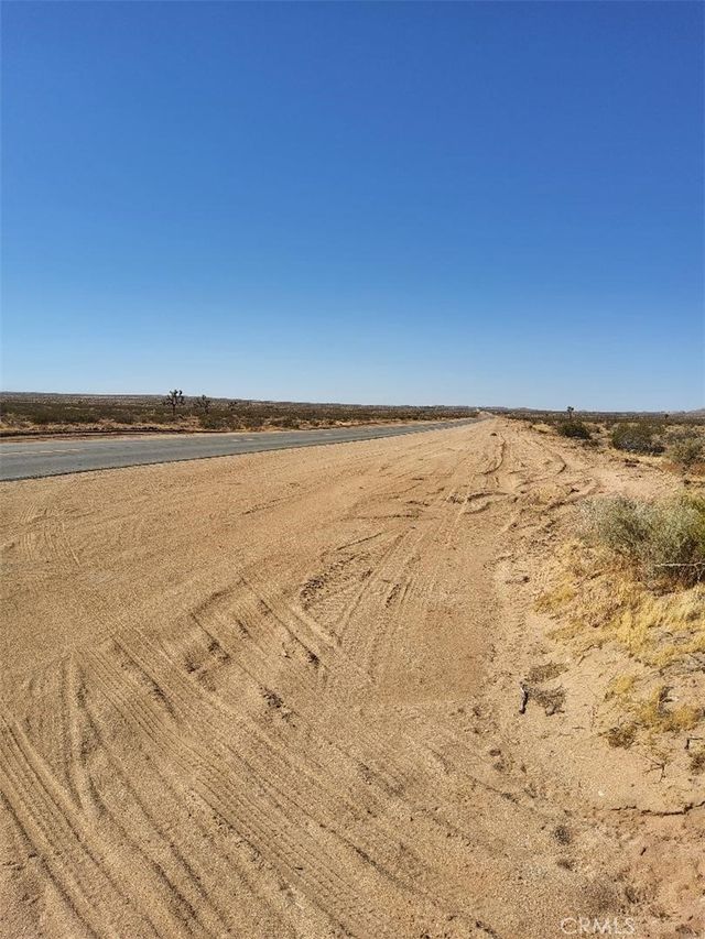 247 E Avenue M, Palmdale