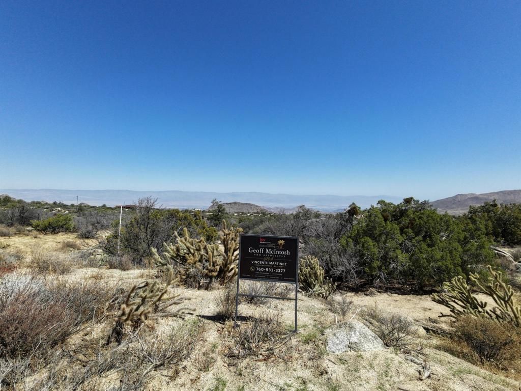 61567 Sun Terrace, Mountain Center