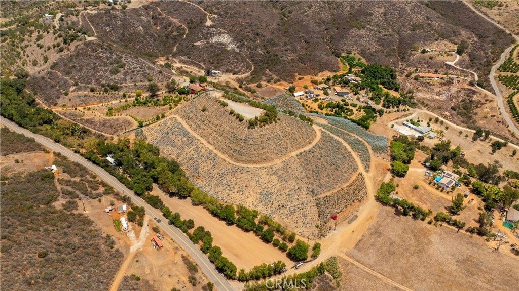 35775 Rice Canyon, Fallbrook