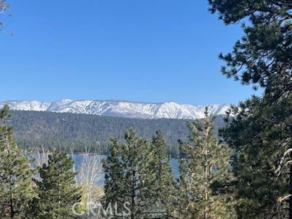 39405 Garden Place, Fawnskin