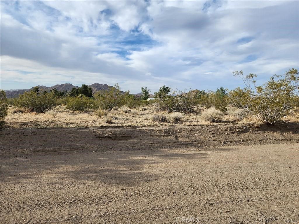 502 Morningside Street, Lucerne Valley