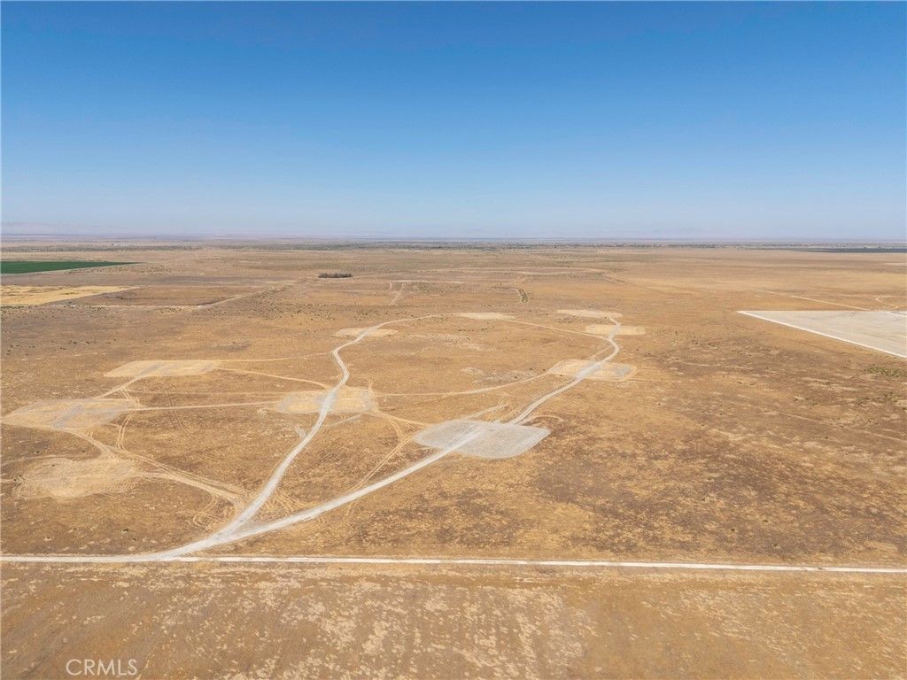 5 Gun Club Rd., Delano