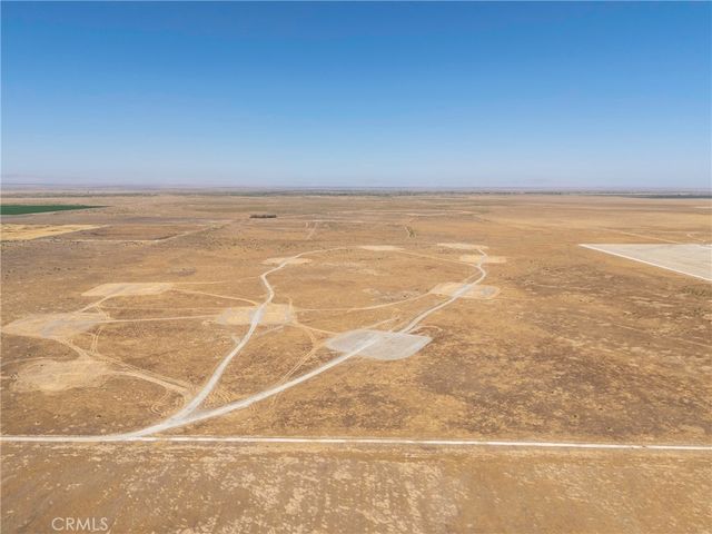 5 Gun Club Rd., Delano