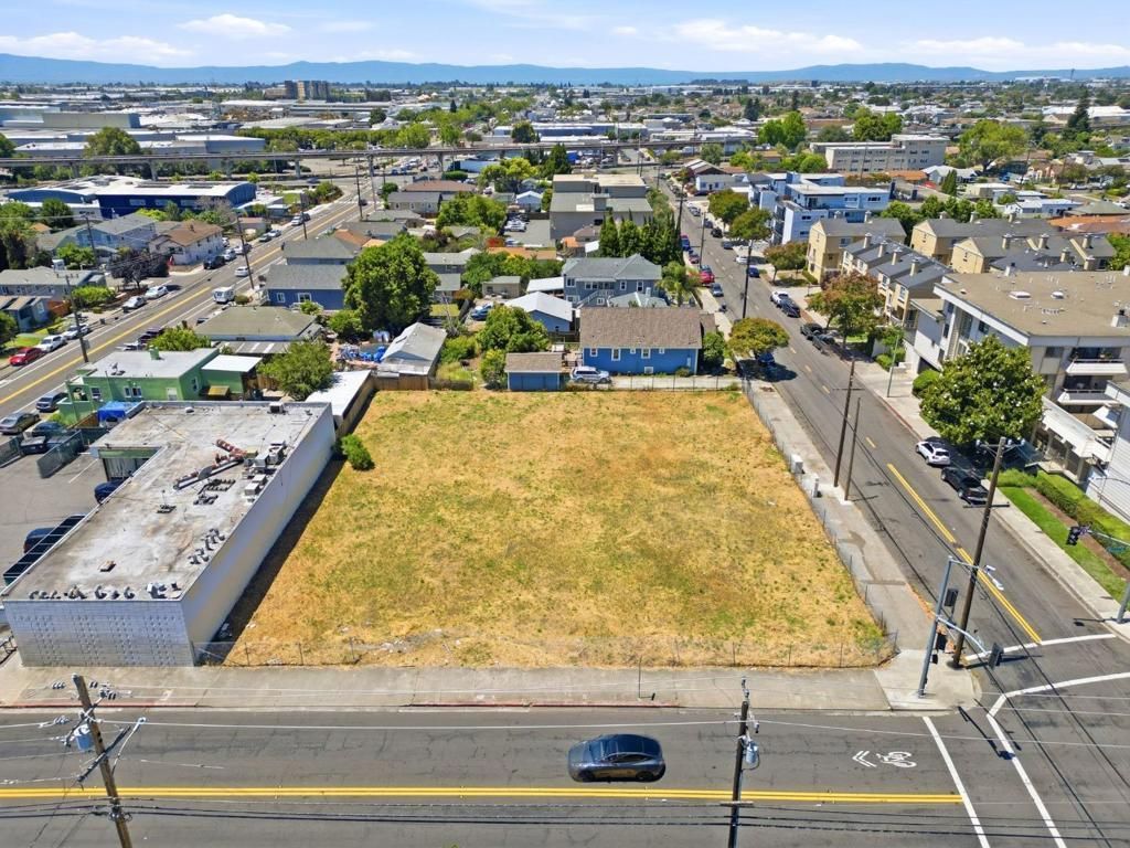 2101 Washington Avenue, San Leandro