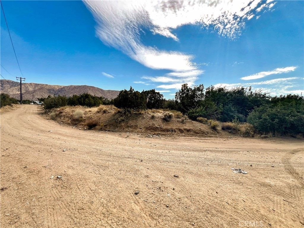 Four Winds Rd., Juniper Hills