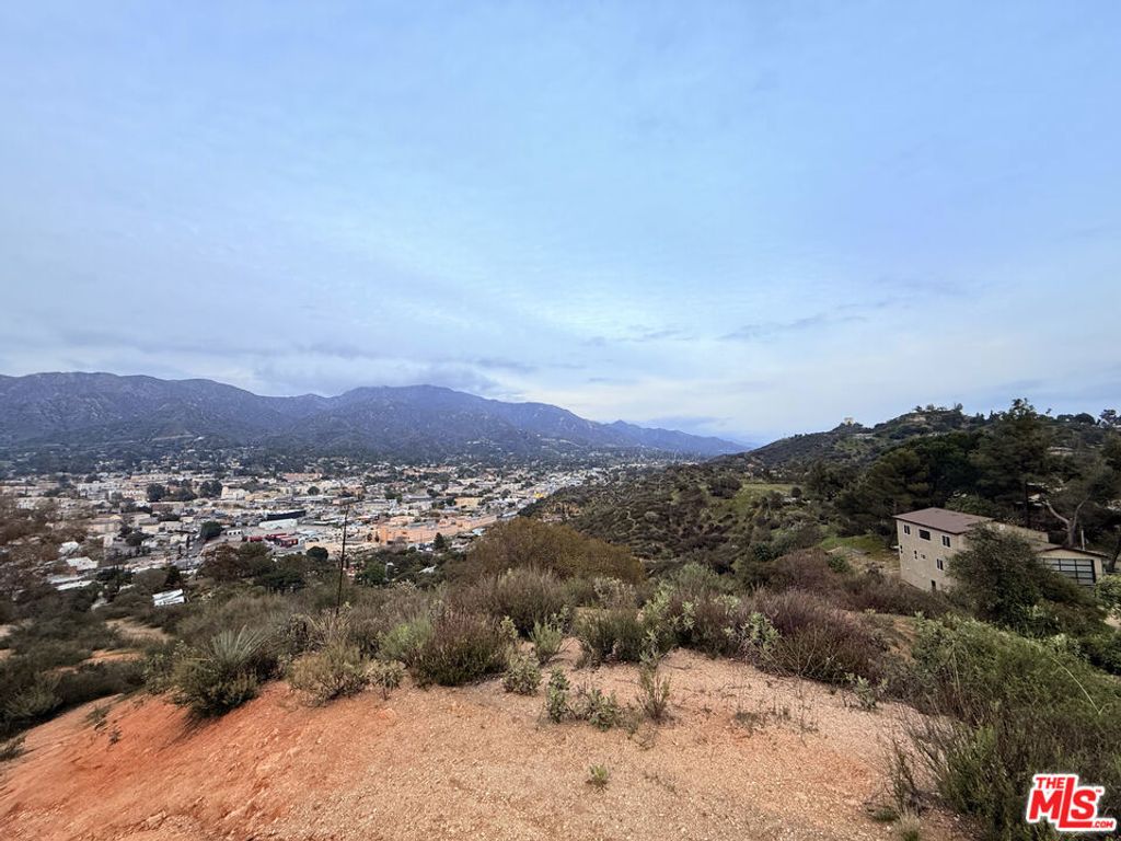 9727 N Estaban Way, Tujunga