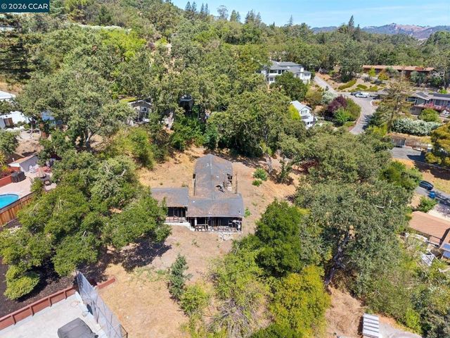 3541 Old Mountain View Dr, Lafayette