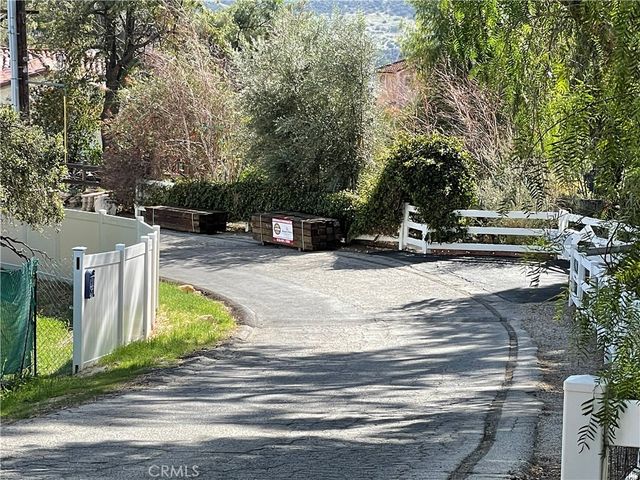 6000 Lapworth Drive, Agoura Hills
