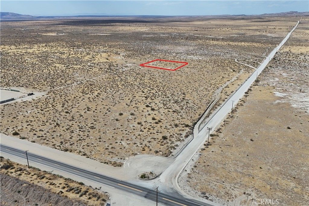 County Line Road, Palmdale