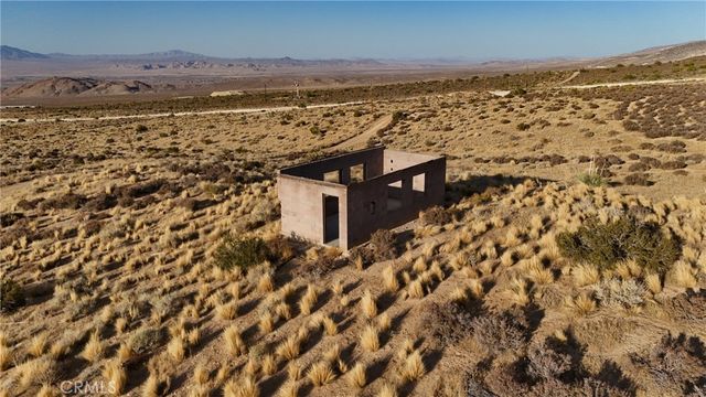 753 Crystal Creek (near) Road, Lucerne Valley