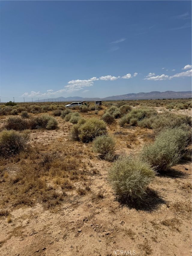 477 Tanbark Avenue, California City