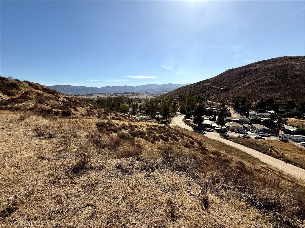1 El Toro Road, Lake Elsinore