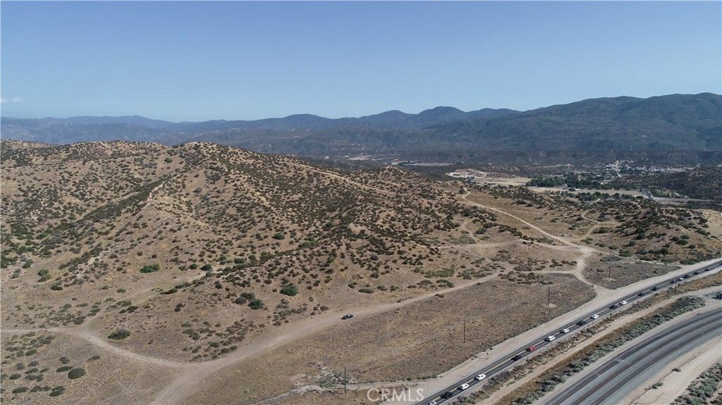 Summit Valley Road, Oak Hills