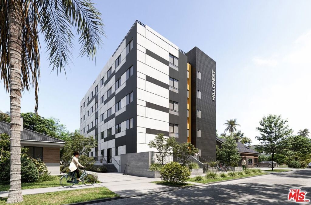 3444 Hillcrest Drive, Los Angeles