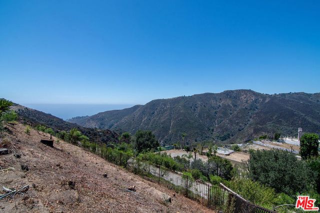 16748 Monte Hermoso Drive, Los Angeles