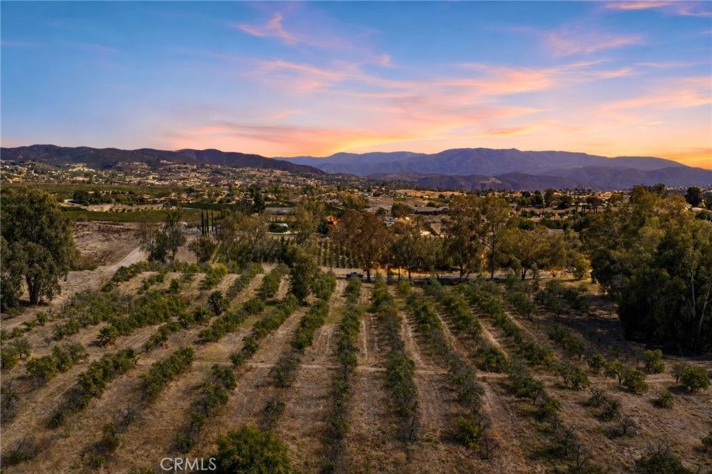 Glenoaks Road, Temecula