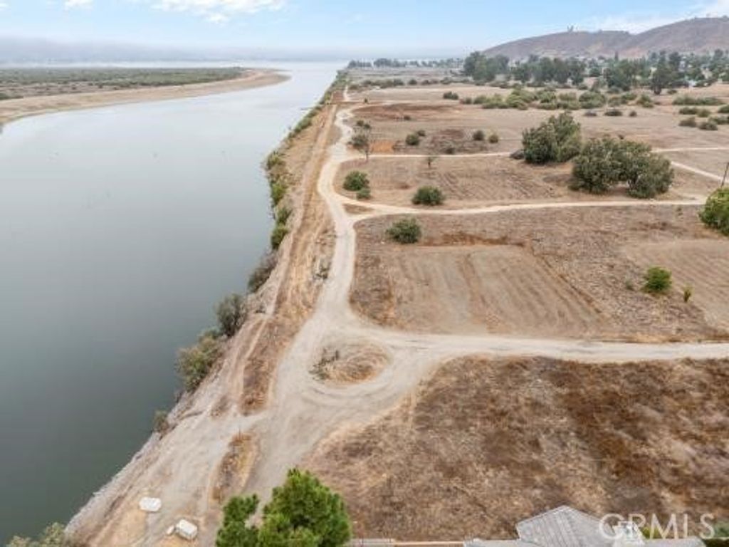 1 Lake Park Street, Lake Elsinore