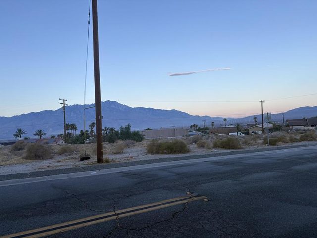 Hacienda Avenue, Desert Hot Springs