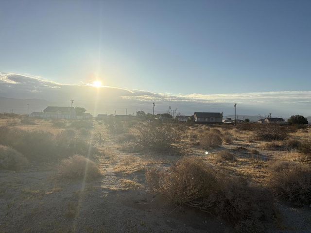 Atlantic Avenue, Desert Hot Springs