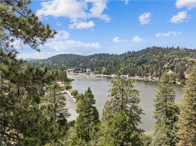 San Moritz (0 Horst), Crestline