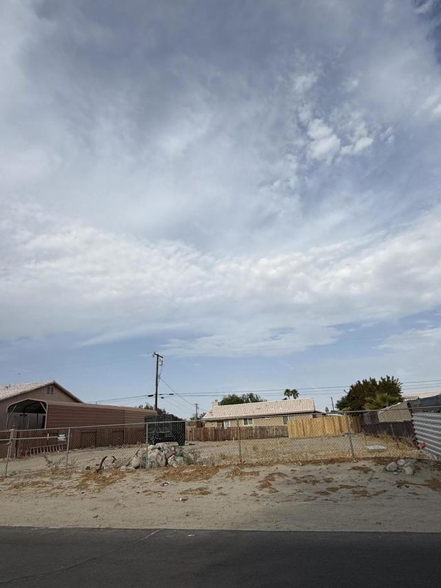 Monte Vista Way, Thousand Palms