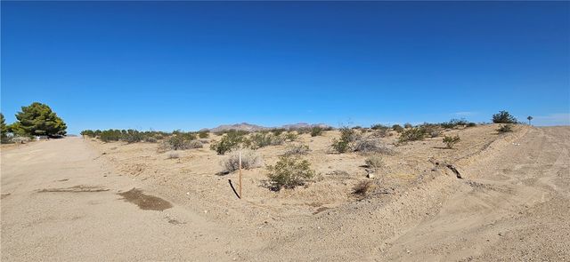 800 Mandrill St., Newberry Springs