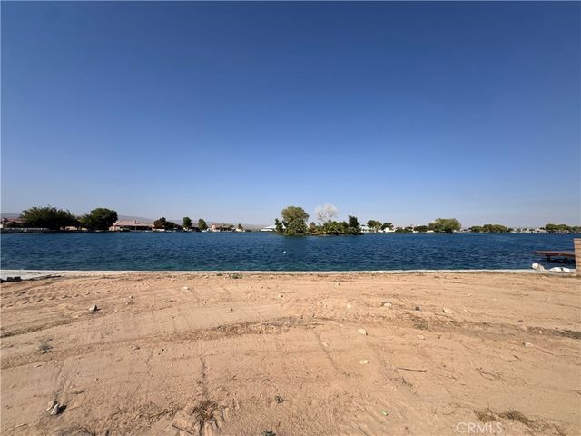11315 Mountain View Road, Yermo