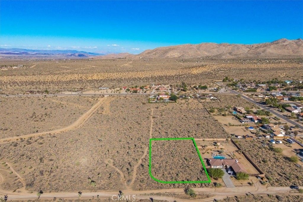 Emerson Avenue, Yucca Valley