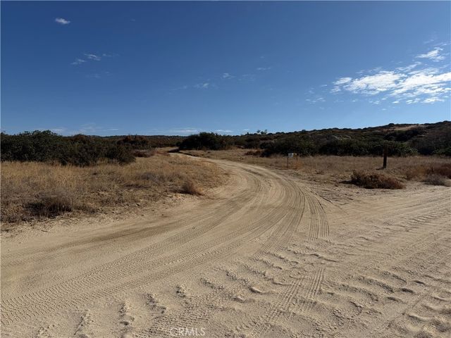 44530 Lewis Valley, Hemet