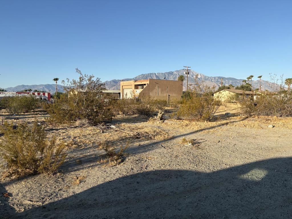 Palm Drive, Desert Hot Springs