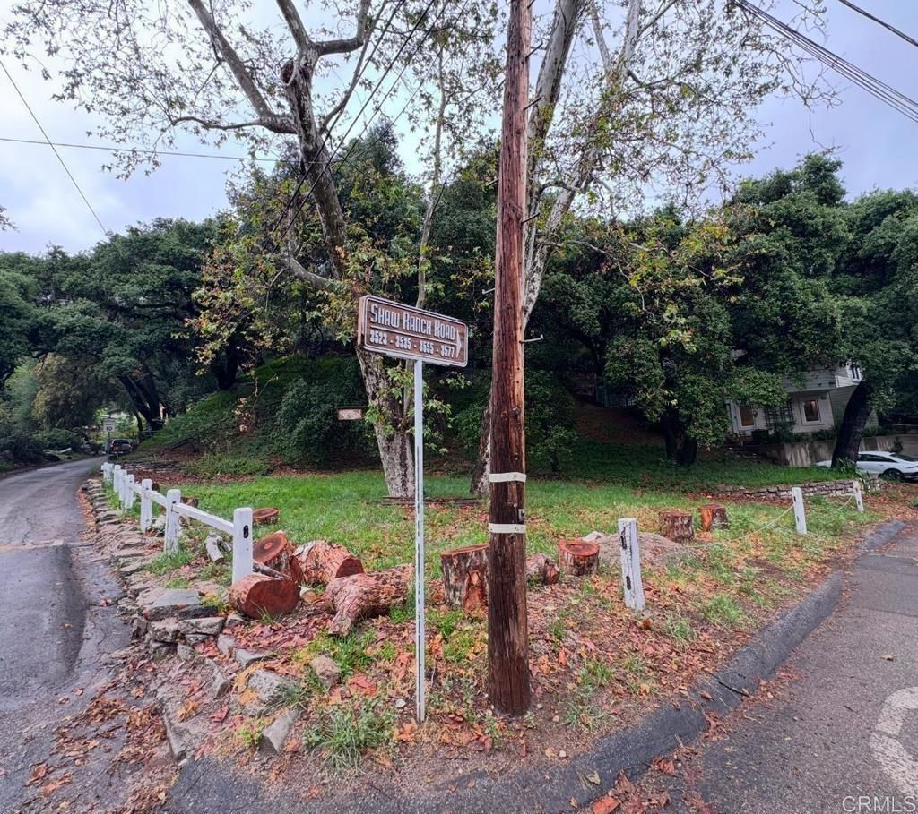 Shaw Ranch Road, Pasadena