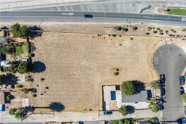 100 N 2nd, Colton