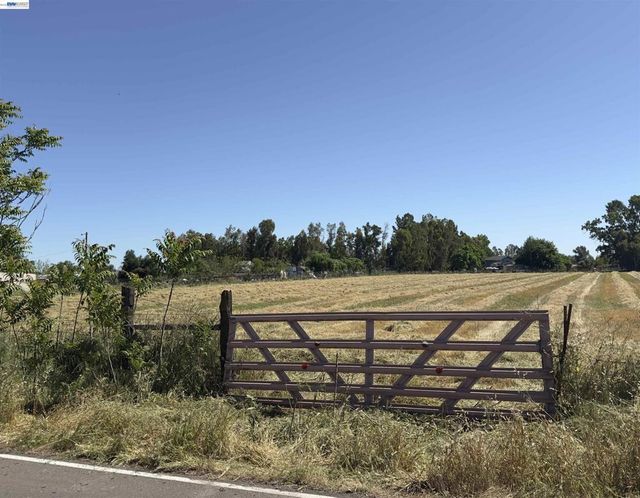 11880 E Ada, Stockton