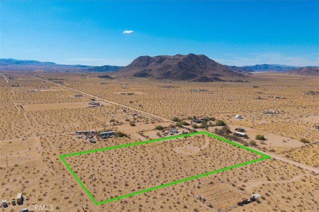 60309 Applegate Way, Landers
