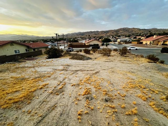 Loma Vista Road, Desert Hot Springs